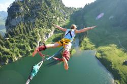 开云官网-新王加冕，那个美加墨之夜，佩德里写下王朝的伏笔