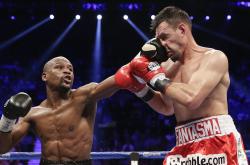 开云体育中国-银箭惊险刺穿跃马，火星车孤独巡航