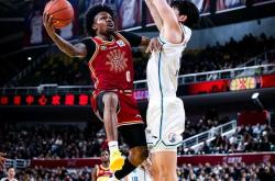 开云体育平台APP-篮球联赛常规赛结束，季后赛战火蓄势