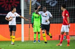 开云体育中国-关于广州恒大客场击败河北华夏，稳居榜首的信息