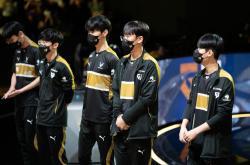 开云下载-RNG险胜FLY，Ruler开启传奇时刻激烈交锋全球总决赛，让粉丝疯狂欢呼的简单介绍