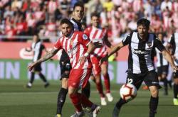 开云体育app-瓦伦西亚客场大胜莱万特，积分榜上升至第7位