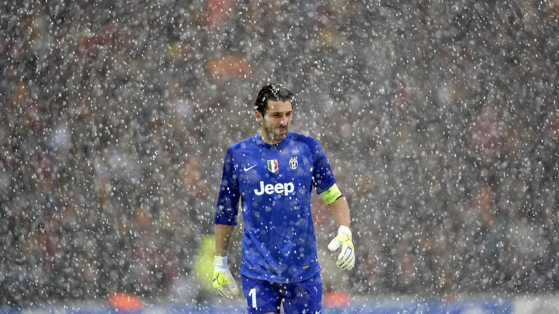 当足球战术遇见篮球巨星，罗马压制AC米兰，萨拉赫统治NBA总决赛