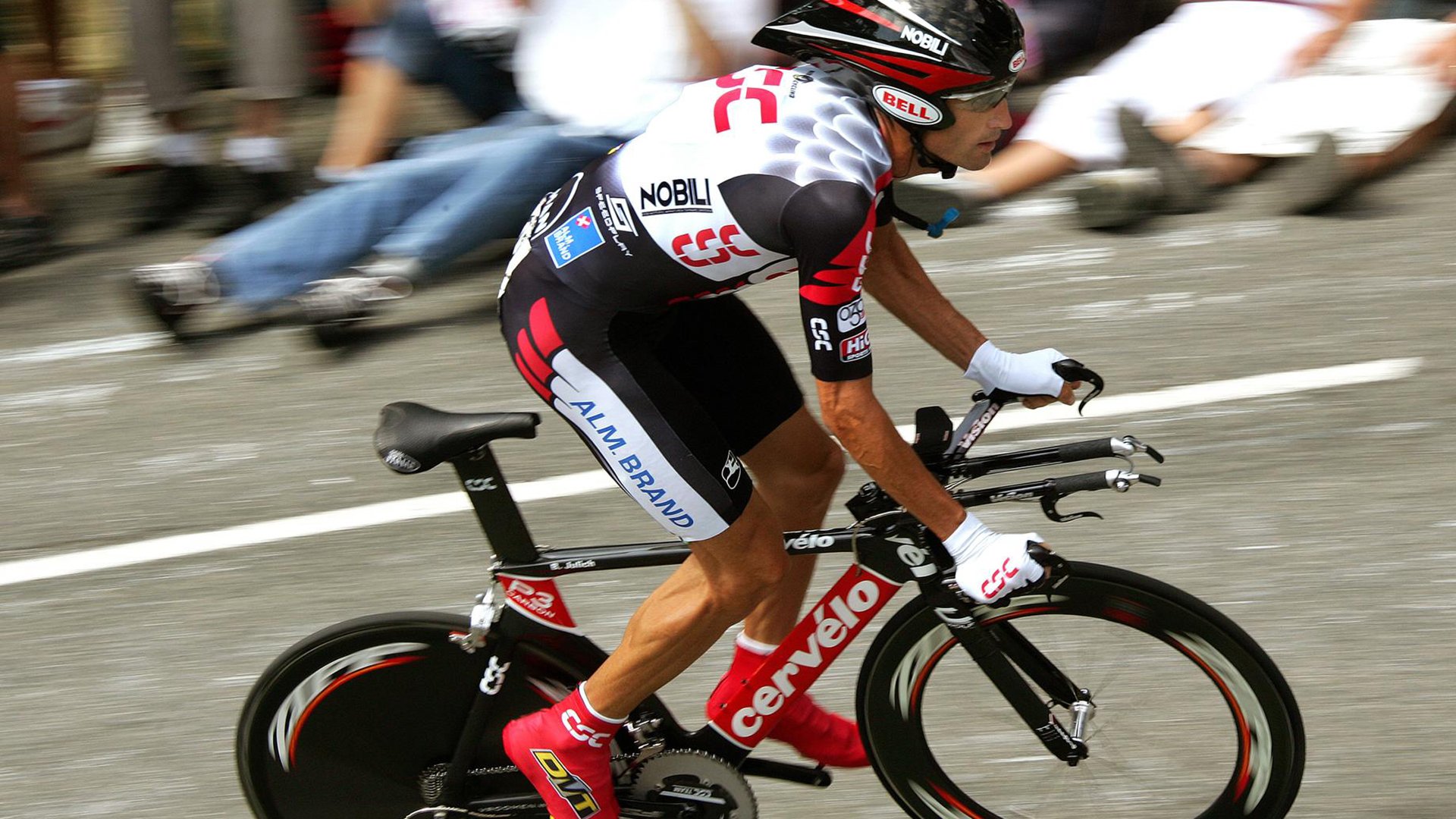 太阳陨落丹佛高原，约基奇慢三步绝杀定乾坤