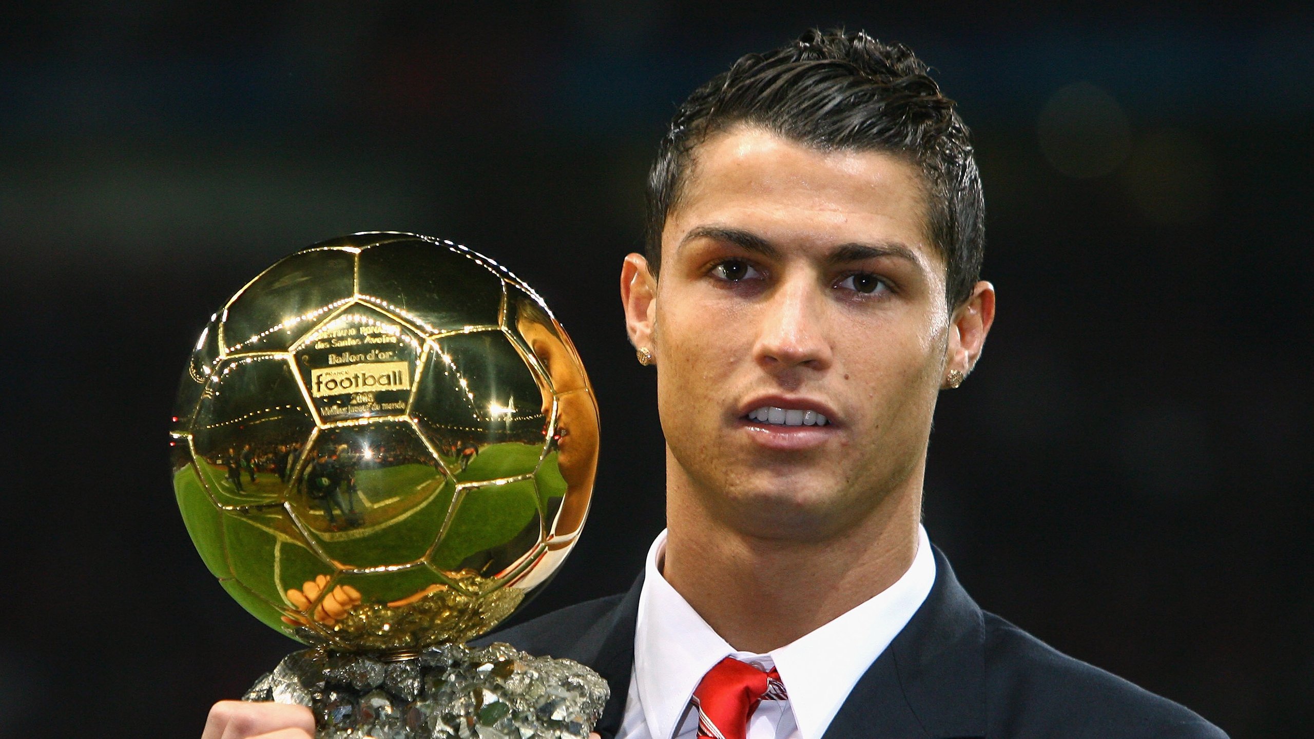 当奇迹借他之手降临，抢七之夜的迪马利亚，将整个季后赛谱成自己的圣歌