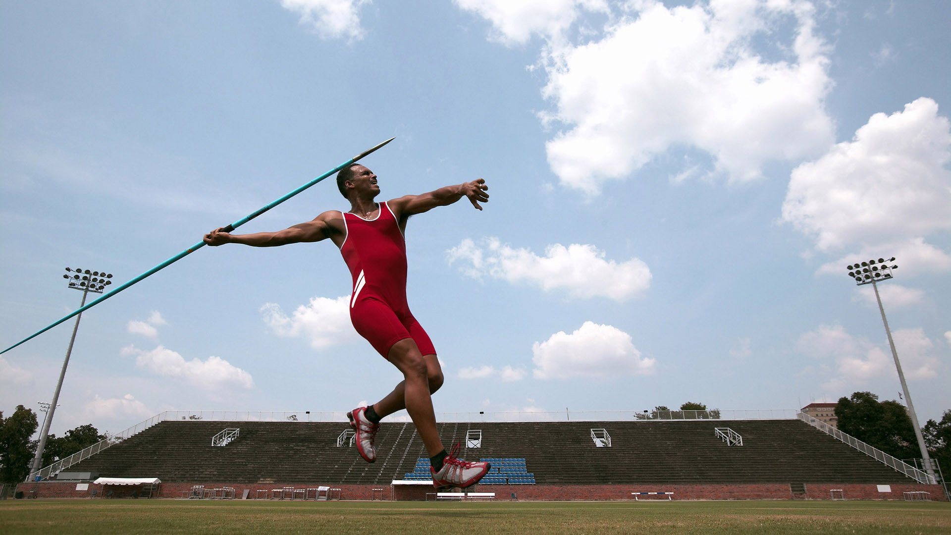 当麦科勒姆的爵士乐响起，风城听不见乔丹的叹息