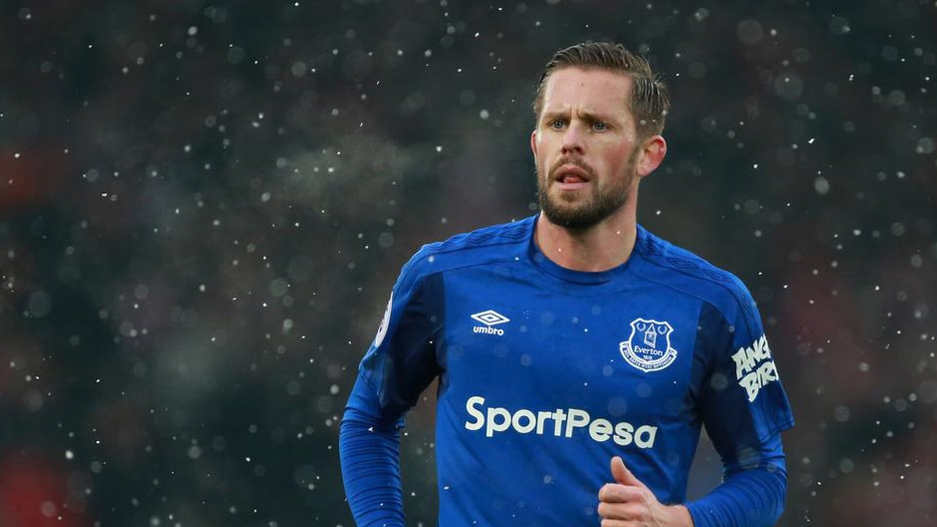 绿茵场与球台之间，当马龙踏入温布利之夜